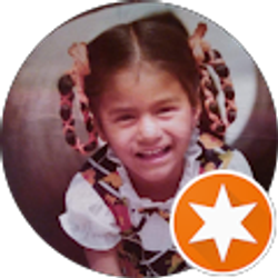 Profile photo of Angie Arias