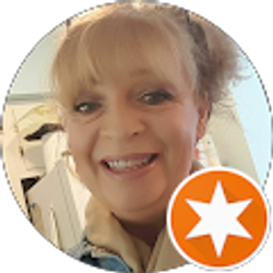 Profile photo of Nindy Hunt