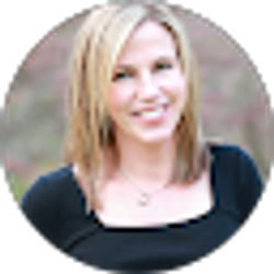 Profile photo of Courtney Whalen