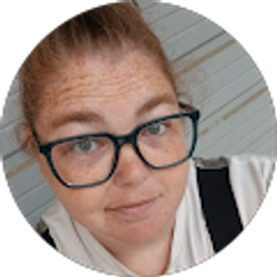 Profile photo of Anastasia Buff