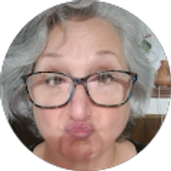 Profile photo of Terri Yarbrough