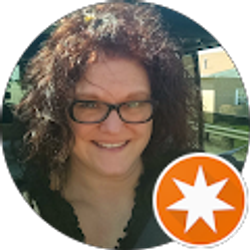 Profile photo of Tracy Arnold