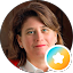Profile photo of Heidi Tickle