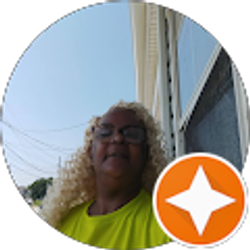 Profile photo of Jackie Hills