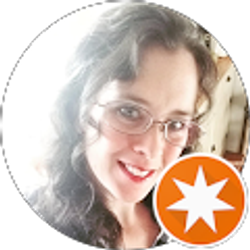 Profile photo of Laura Okes