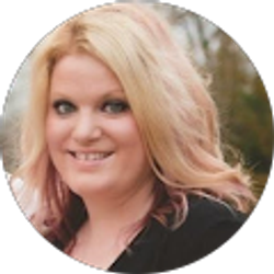 Profile photo of Kari Traugott