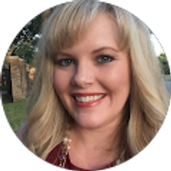 Profile photo of Christina Yarnall