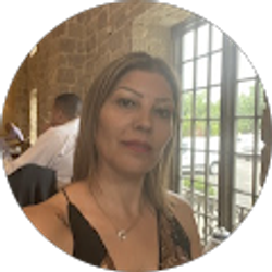 Profile photo of Cyntia Paz