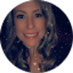 Profile photo of Jennifer Rosas