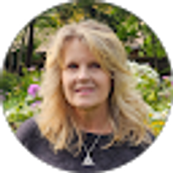 Profile photo of Cherie McClarren Roberson