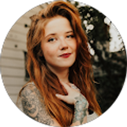 Profile photo of Aubrey at Brey Photo