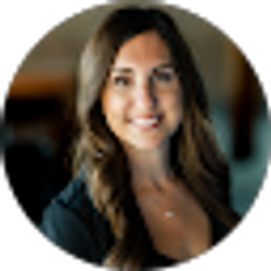 Profile photo of Ashley Duininck