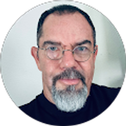 Profile photo of Roberto Pohlenz