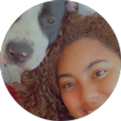 Profile photo of Taycha Santos