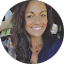 Profile photo of Danielle Slade
