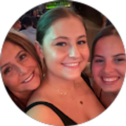 Profile photo of Victoria Matuscak