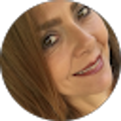 Profile photo of Aileen Vega