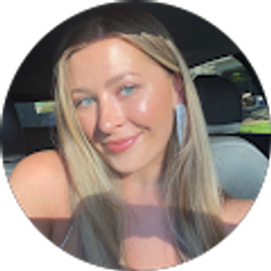 Profile photo of Lauren Hopper