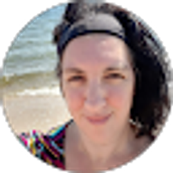 Profile photo of Louise Vantuyl