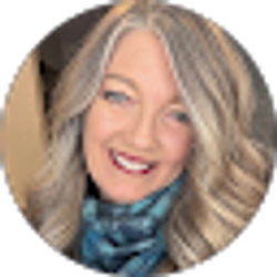 Profile photo of Shelly Kairies