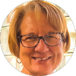 Profile photo of Ellen Sanders