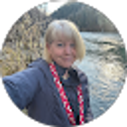 Profile photo of Marisa Maxwell