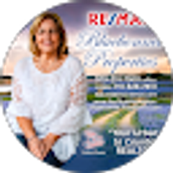 Profile photo of Kay Robbins