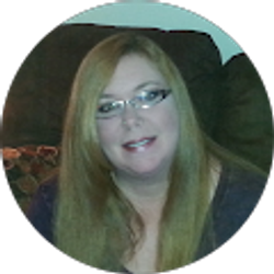 Profile photo of Angie Piercy