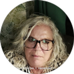 Profile photo of Katherine Shelton