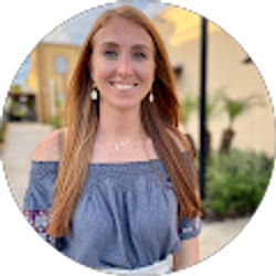 Profile photo of Taylor Farmer