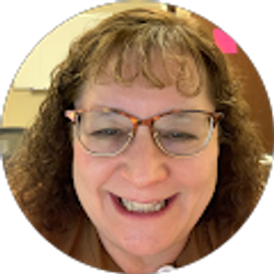 Profile photo of Roxanne Peterson