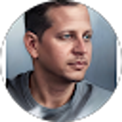 Profile photo of Adam Gomes