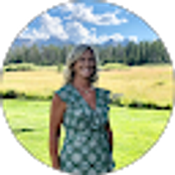 Profile photo of Laurie Crider