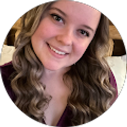 Profile photo of Ariel Dickinson