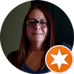 Profile photo of Debbie Simpson