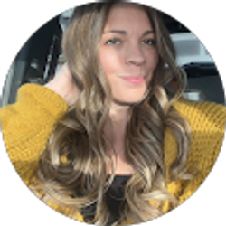 Profile photo of Erin Murphy