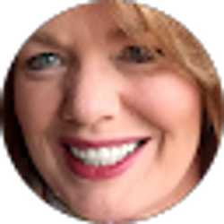 Profile photo of Robyn Shingler