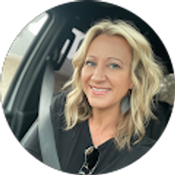 Profile photo of Natalie Rene