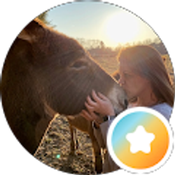 Profile photo of Samantha Scott