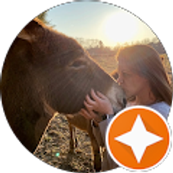 Profile photo of Samantha Scott