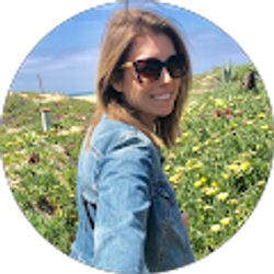 Profile photo of Lindsay Antonious