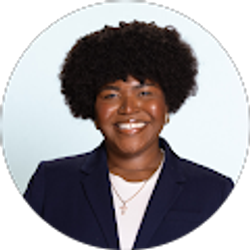 Profile photo of Lindsay Redditt