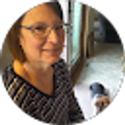 Profile photo of Linda Cloutier
