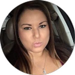 Profile photo of Bethany Ezernack