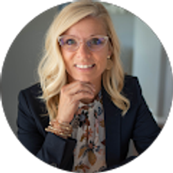 Profile photo of Michele Arndt