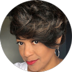 Profile photo of Jill Holdsclaw-Gray