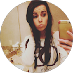 Profile photo of Ashley Jo