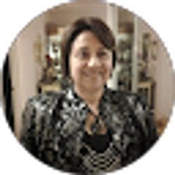 Profile photo of Gloria Mora