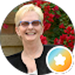 Profile photo of Becky Minks Realtor