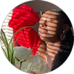 Profile photo of Iris Nbs